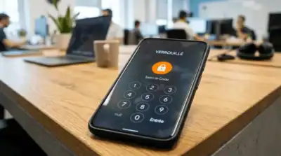 Écran de smartphone verrouillé affichant un clavier numérique pour la saisie du code PUK de secours.